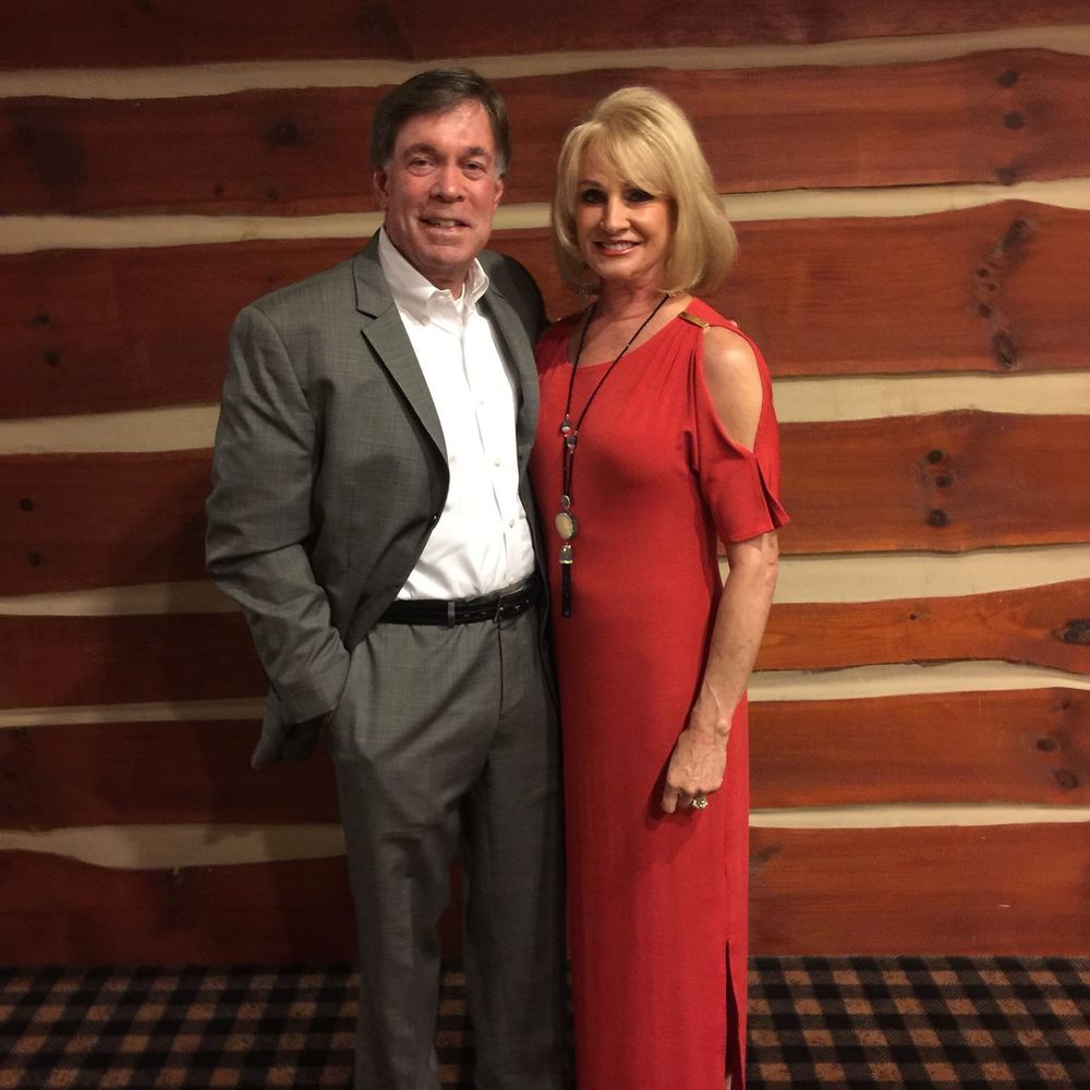 Meet your Posher, Linda